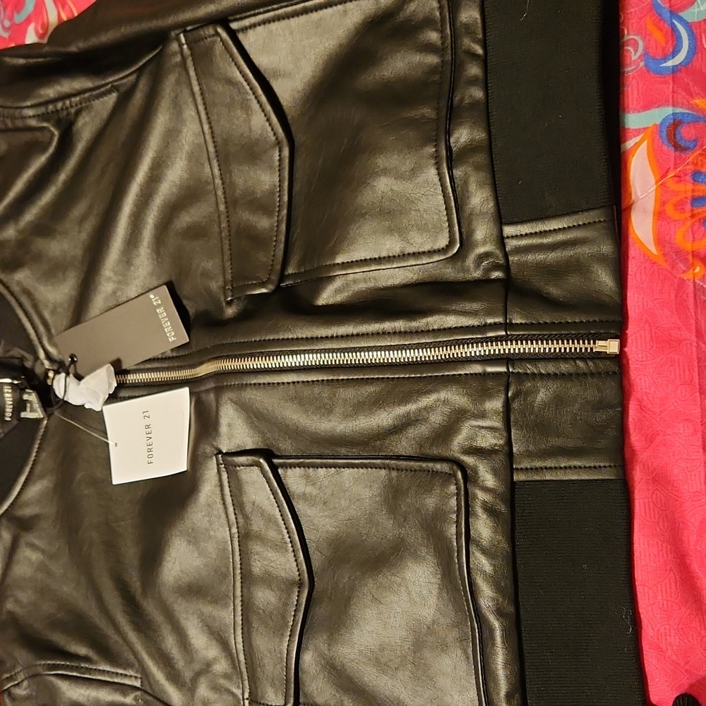 Jacket - Picture 5 of 5